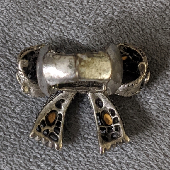 Oversized bow ring - Picture 2 of 2